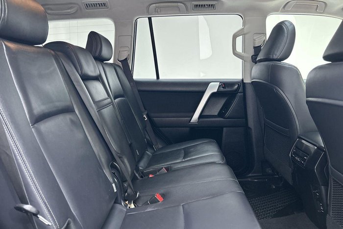 2017 Toyota Landcruiser Prado Altitude