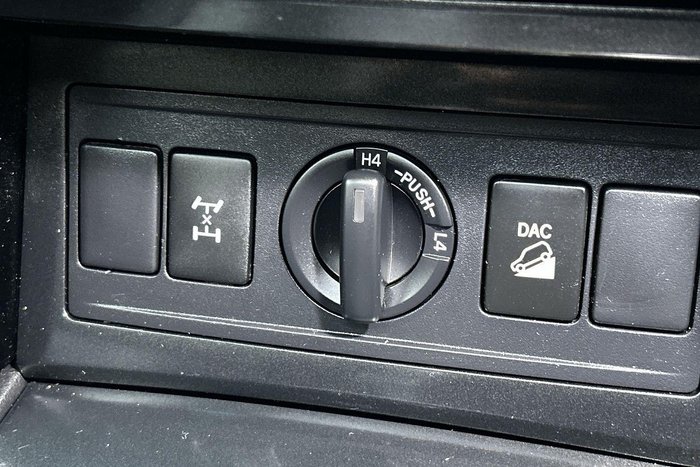 2017 Toyota Landcruiser Prado Altitude