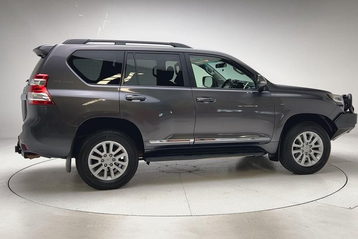2017 Toyota Landcruiser Prado Altitude