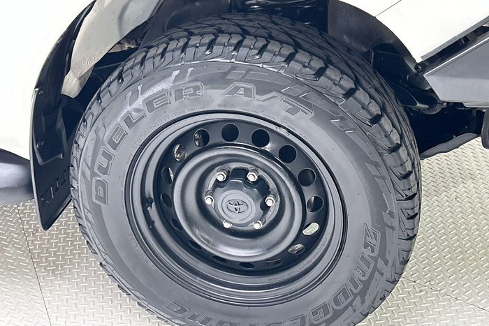 2021 Toyota Hilux SR