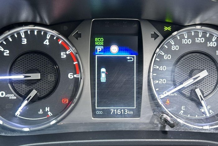 2021 Toyota Hilux SR