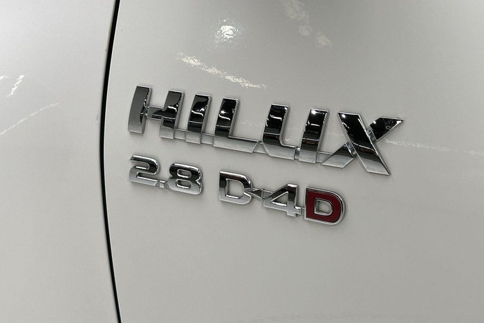 2021 Toyota Hilux SR