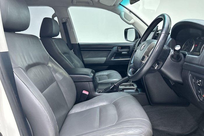 2011 Toyota Landcruiser Altitude