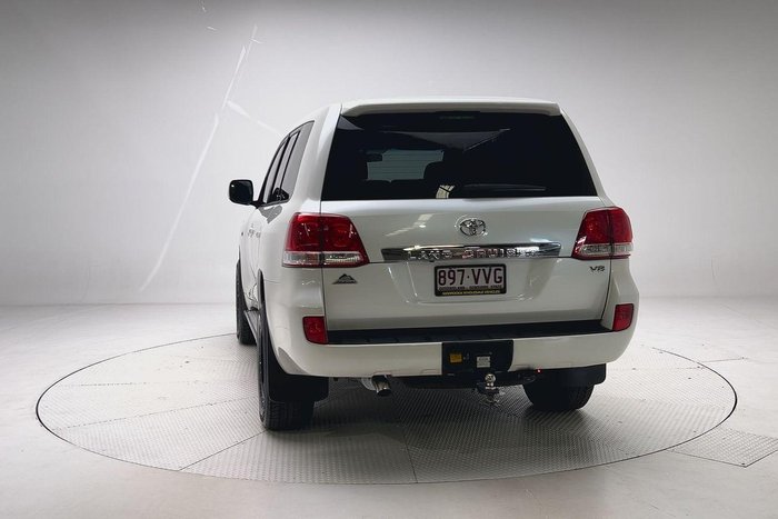 2011 Toyota Landcruiser Altitude