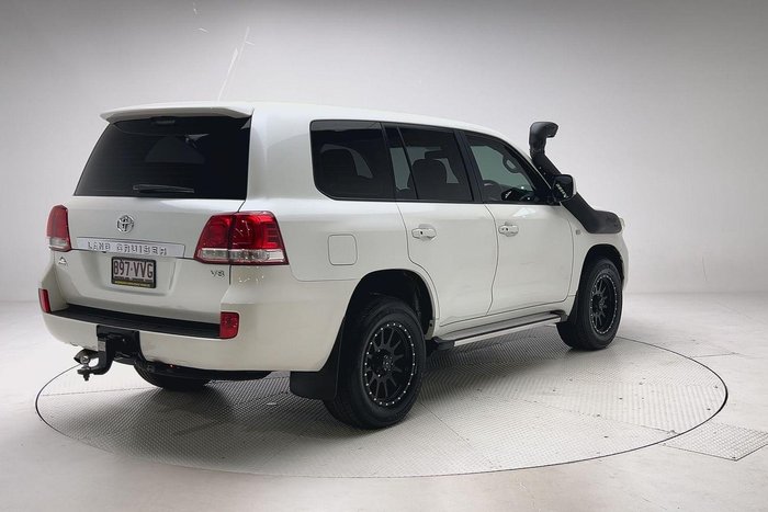 2011 Toyota Landcruiser Altitude