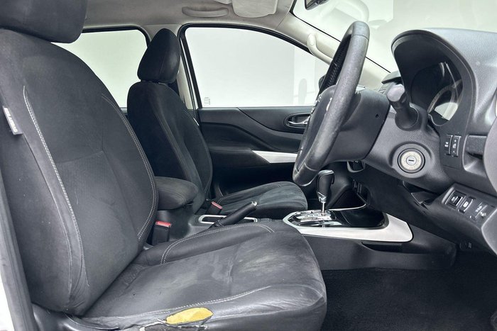 2017 Nissan Navara ST