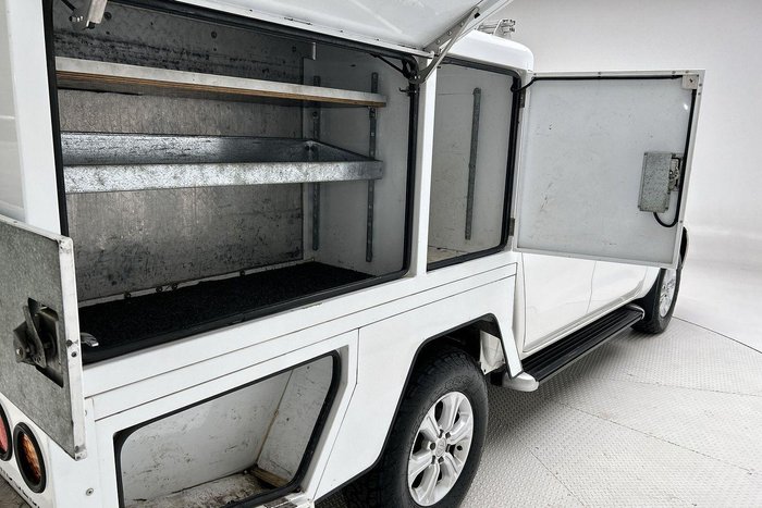 2017 Nissan Navara ST