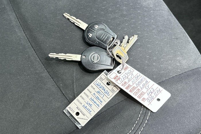 2017 Nissan Navara ST