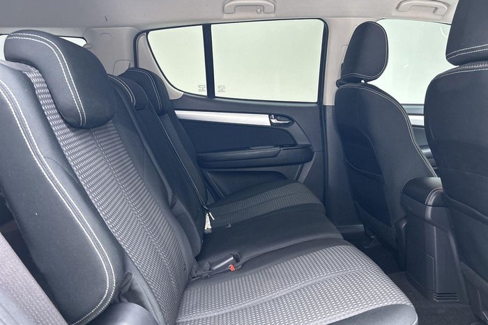 2017 Isuzu MU-X LS-U