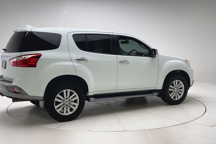 2017 Isuzu MU-X LS-U
