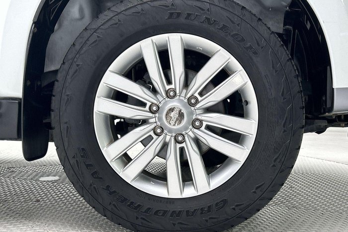 2017 Isuzu MU-X LS-U