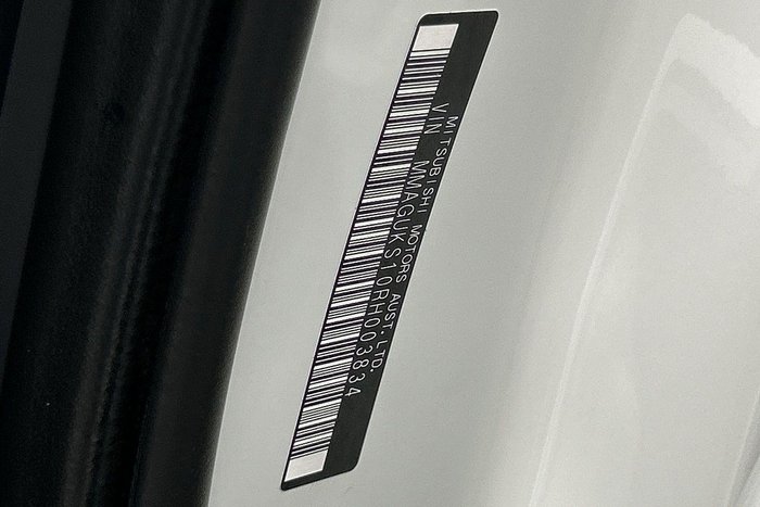 2024 Mitsubishi Pajero Sport GLS