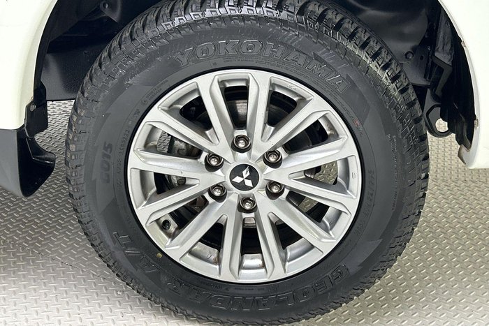 2017 Mitsubishi Triton GLS