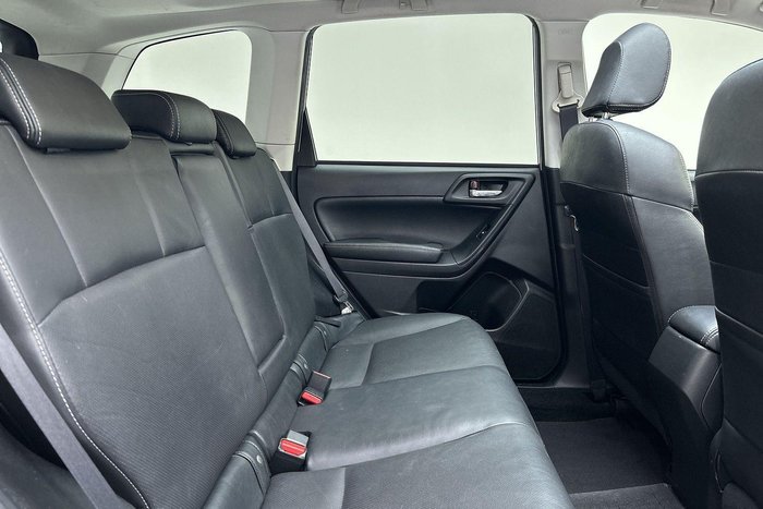 2014 Subaru Forester 2.5i-S