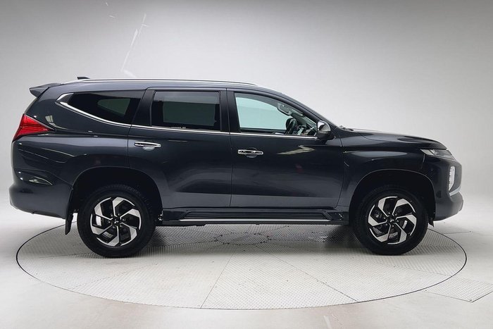 2024 Mitsubishi Pajero Sport Exceed