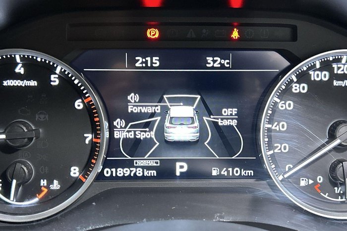 2024 Mitsubishi Outlander LS