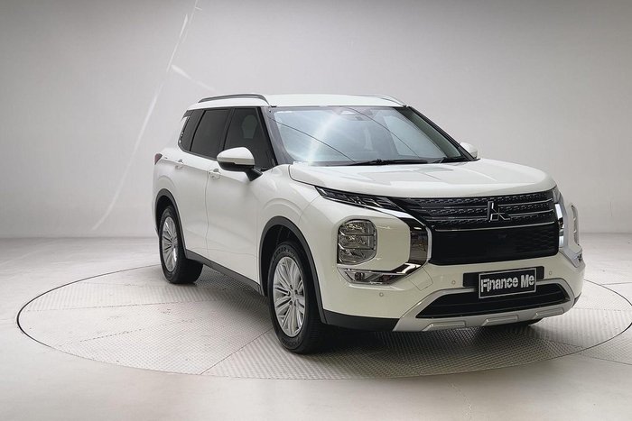 2024 Mitsubishi Outlander LS