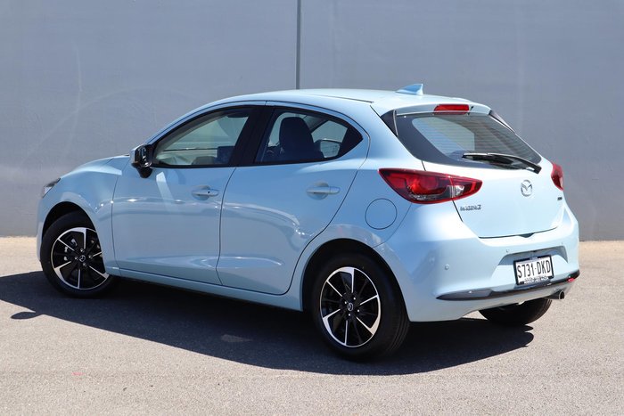 2025 Mazda 2 G15 GT