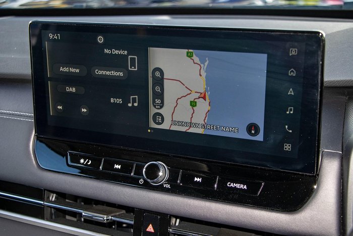 2025 Mitsubishi Outlander ES