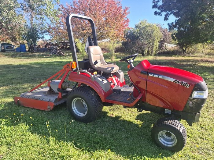 2006 CASE Dx18e RED