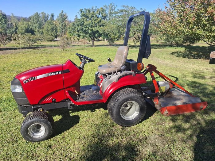 2006 CASE Dx18e RED