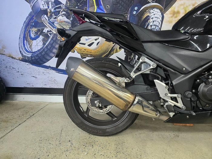 2014 Honda CBR300R BLACK