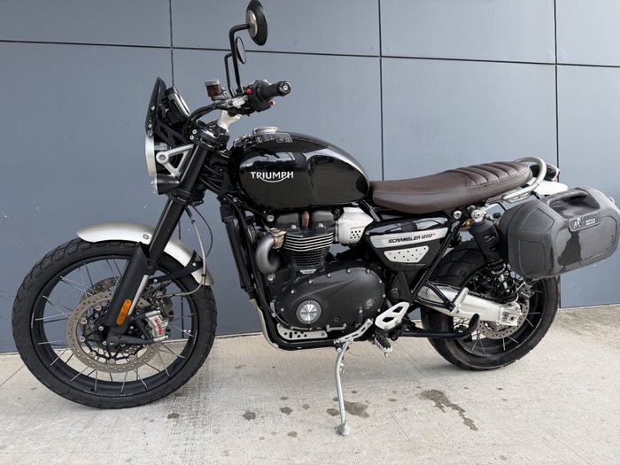 2022 Triumph SCRAMBLER 1200 XC BLACK