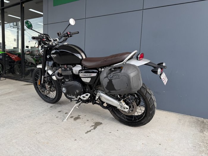 2022 Triumph SCRAMBLER 1200 XC BLACK