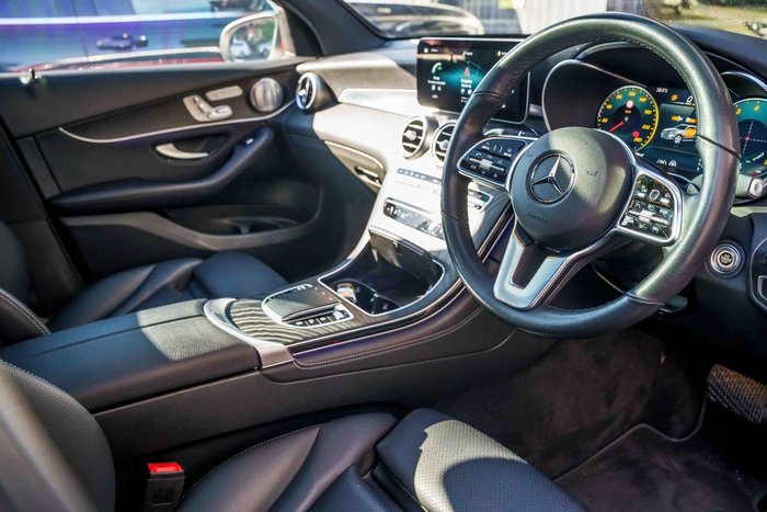 2019 Mercedes-Benz GLC-Class GLC300