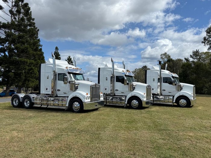 2023 Kenworth T610 SAR White