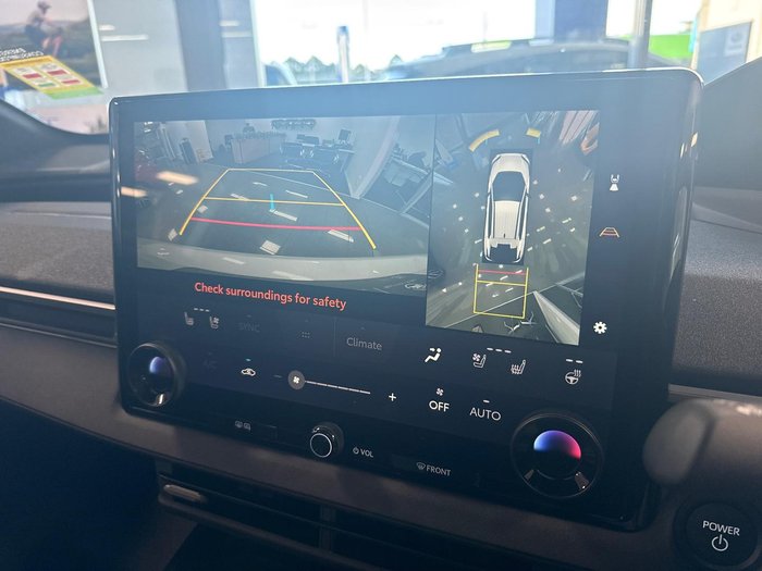 2025 Subaru Solterra AWD Touring