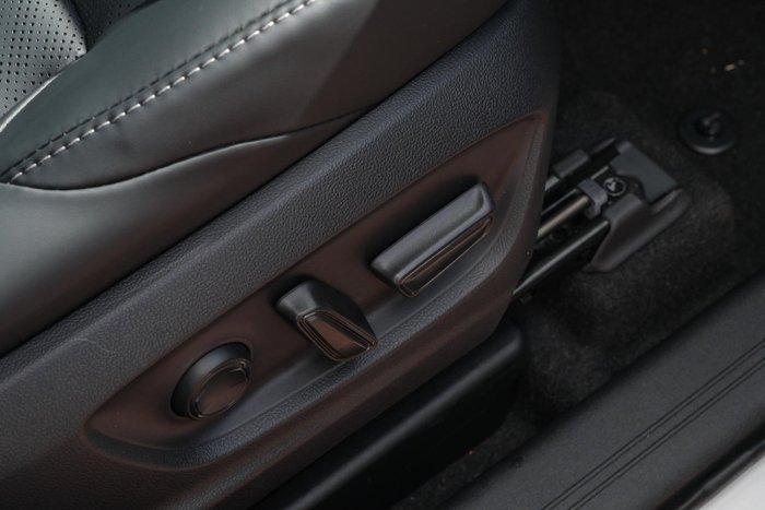 2025 Subaru Solterra AWD Touring