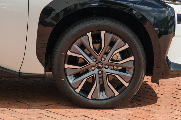 2025 Subaru Solterra AWD Touring