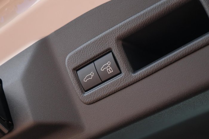 2025 Subaru Solterra AWD Touring