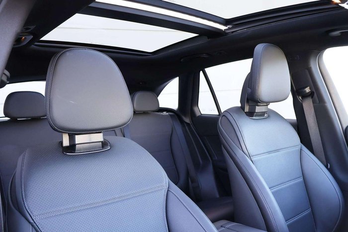 2025 Mercedes-Benz GLC-Class GLC200