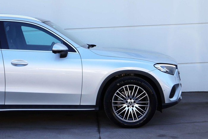 2025 Mercedes-Benz GLC-Class GLC200