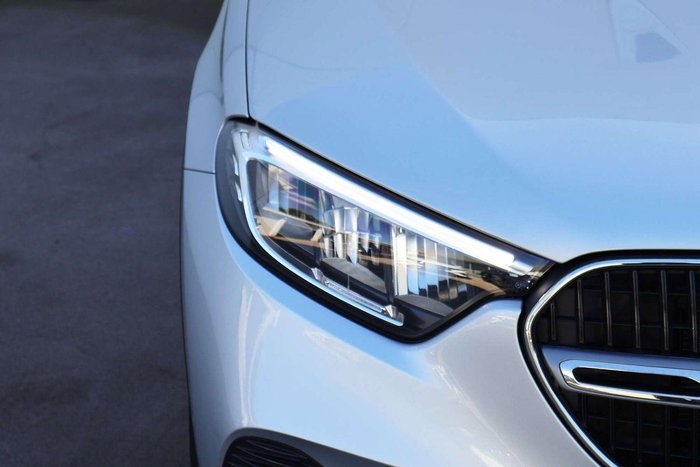 2025 Mercedes-Benz GLC-Class GLC200