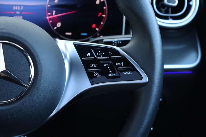 2025 Mercedes-Benz GLC-Class GLC200