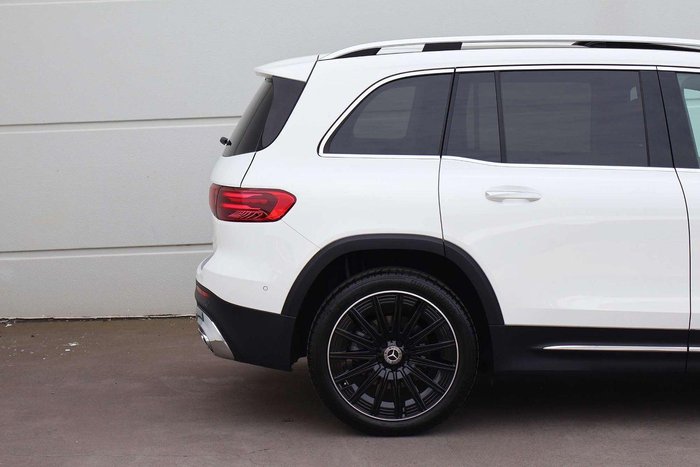 2025 Mercedes-Benz GLB-Class GLB200