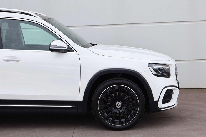 2025 Mercedes-Benz GLB-Class GLB200