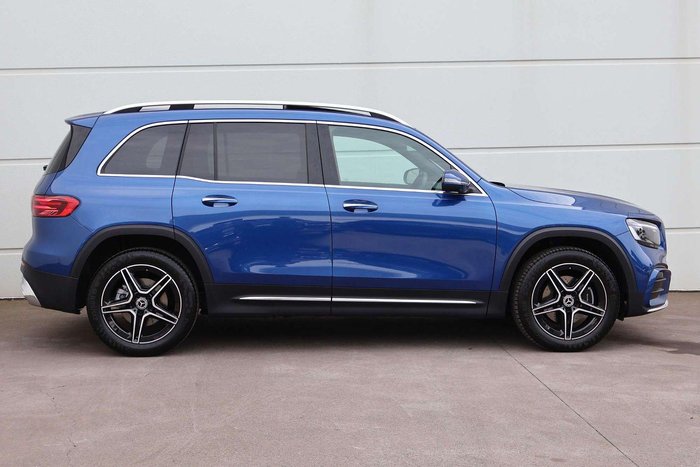 2025 Mercedes-Benz GLB-Class GLB200