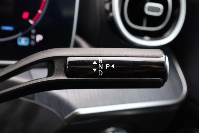 2024 Mercedes-Benz C-Class C300