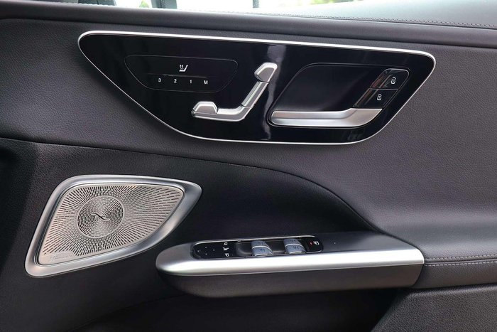 2024 Mercedes-Benz C-Class C300