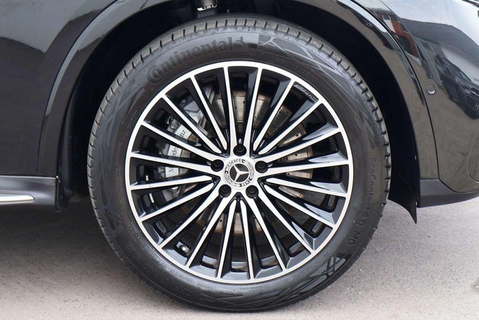 2025 Mercedes-Benz GLC-Class GLC300