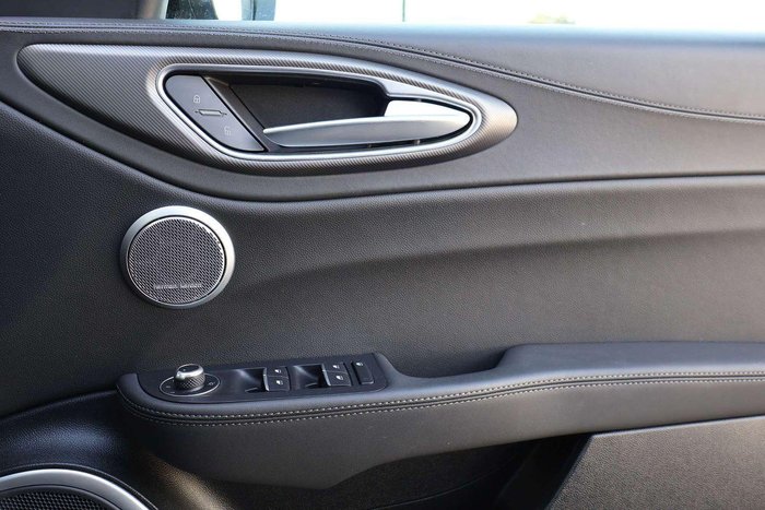2021 Alfa Romeo Giulia Veloce