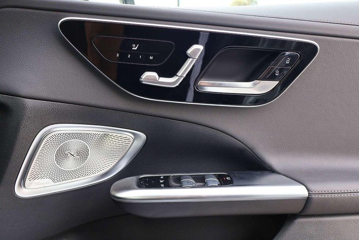 2025 Mercedes-Benz C-Class C350 e