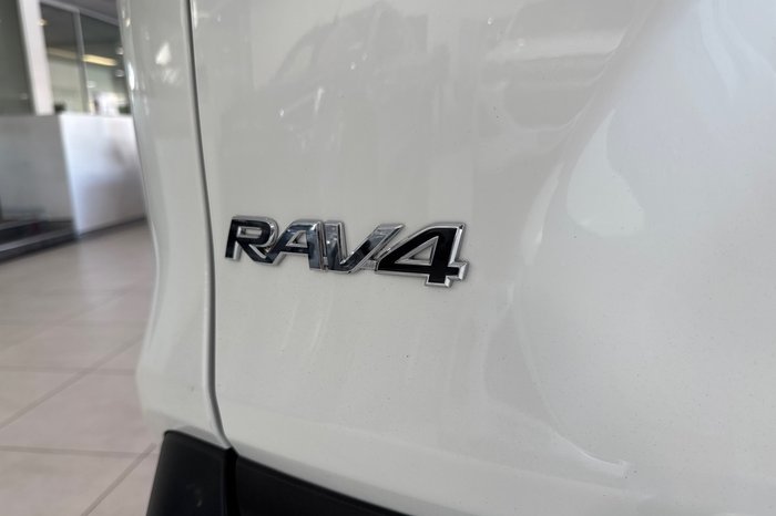 2022 Toyota RAV4 GX