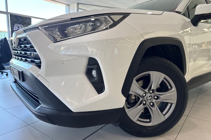 2022 Toyota RAV4 GX