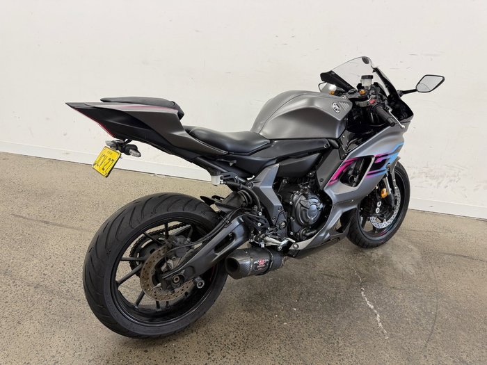 2025 Yamaha YZF-R7LA BLACK/GREY