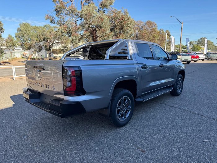 2026 Nissan Navara ST-X